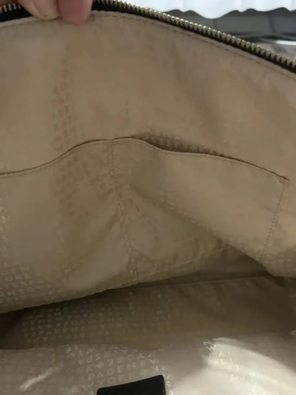 kate spade very clean